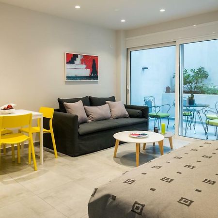 Central Cozy Studio With A Secret Garden أثينا المظهر الخارجي الصورة