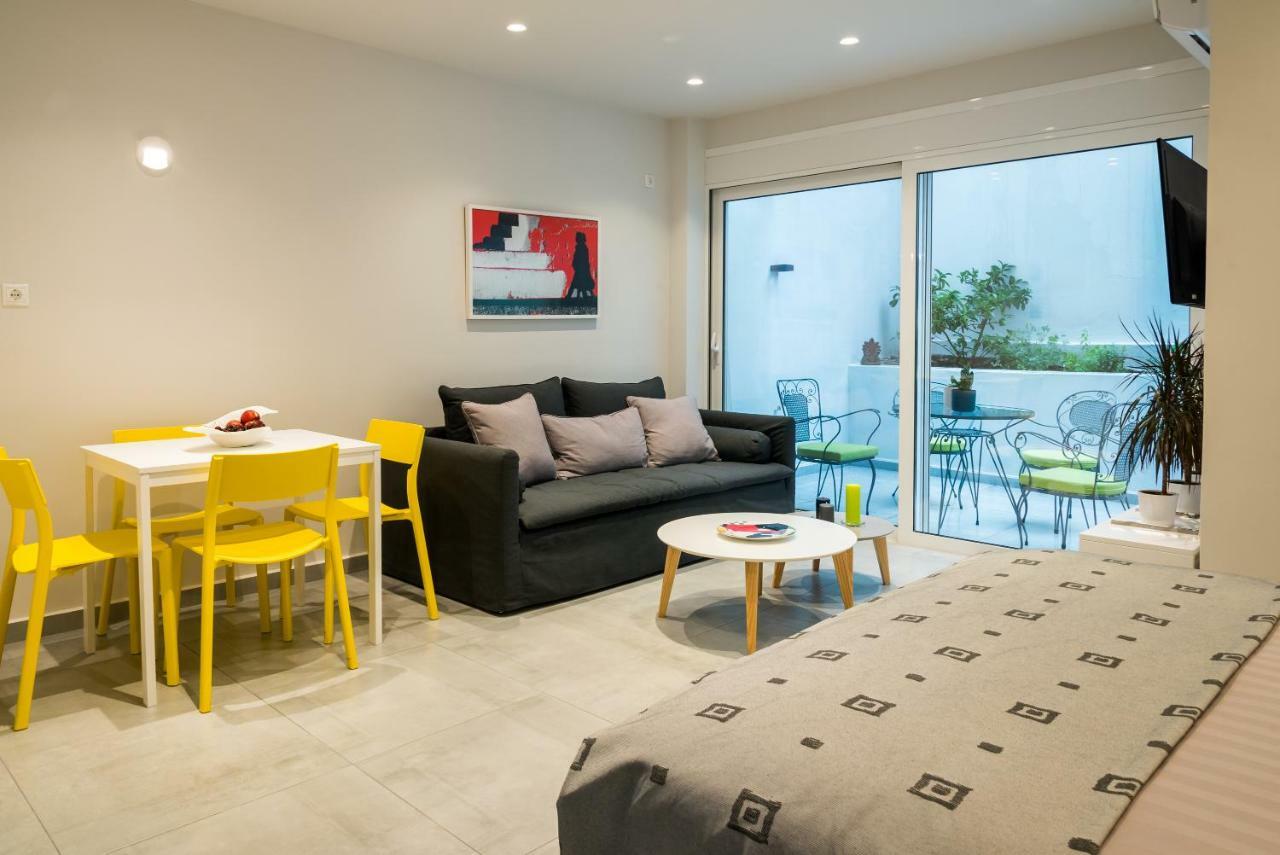 Central Cozy Studio With A Secret Garden أثينا المظهر الخارجي الصورة